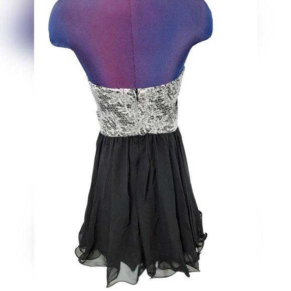 Blondie Nites by Stacy Sklar Fit & Flare Cut Out Strapless Mini Dress Size 11 - Picture 5 of 9